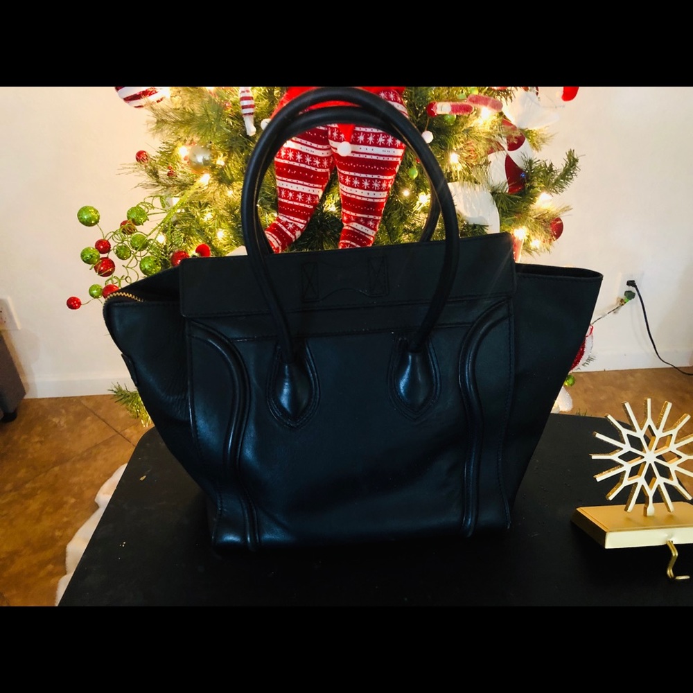 Celine Paris - Picture 4 of 8